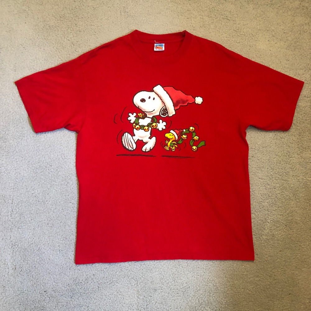 Vtg Peanuts Snoopy Christmas T Shirt Red XL Holiday Woodstock Graphic Tee
